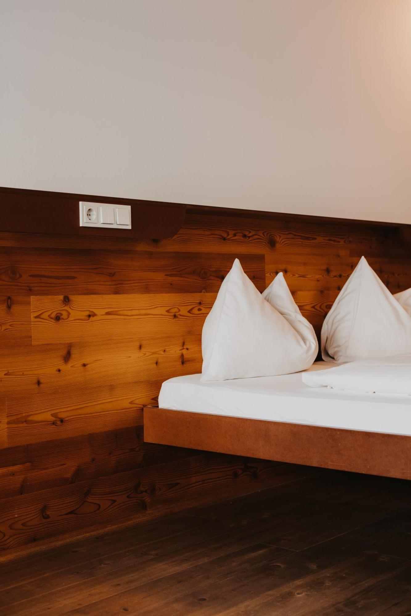 Hotel Hinteregger Matrei in Osttirol Bagian luar foto