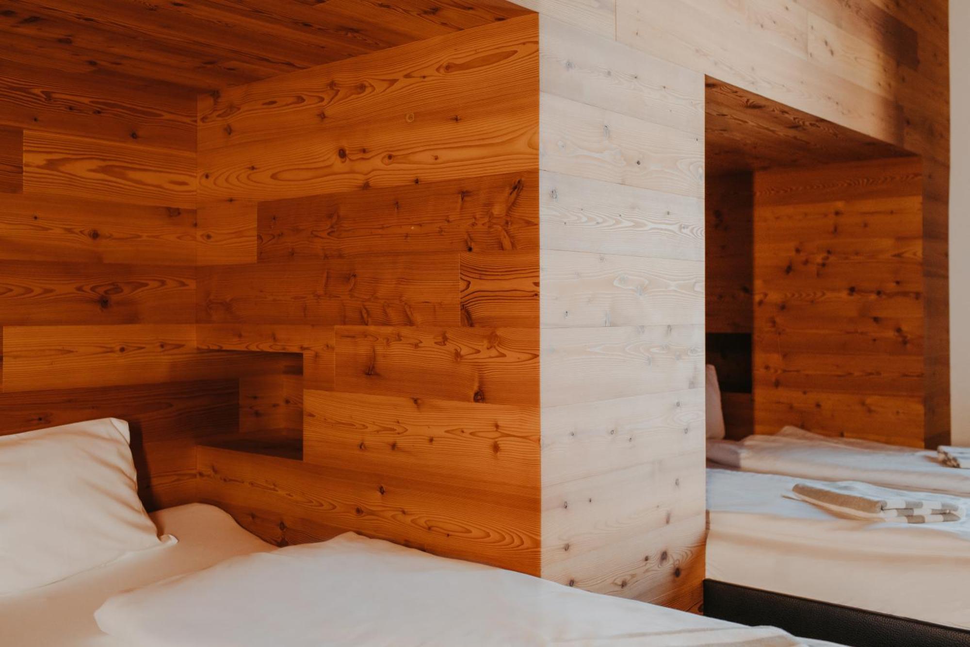 Hotel Hinteregger Matrei in Osttirol Bagian luar foto