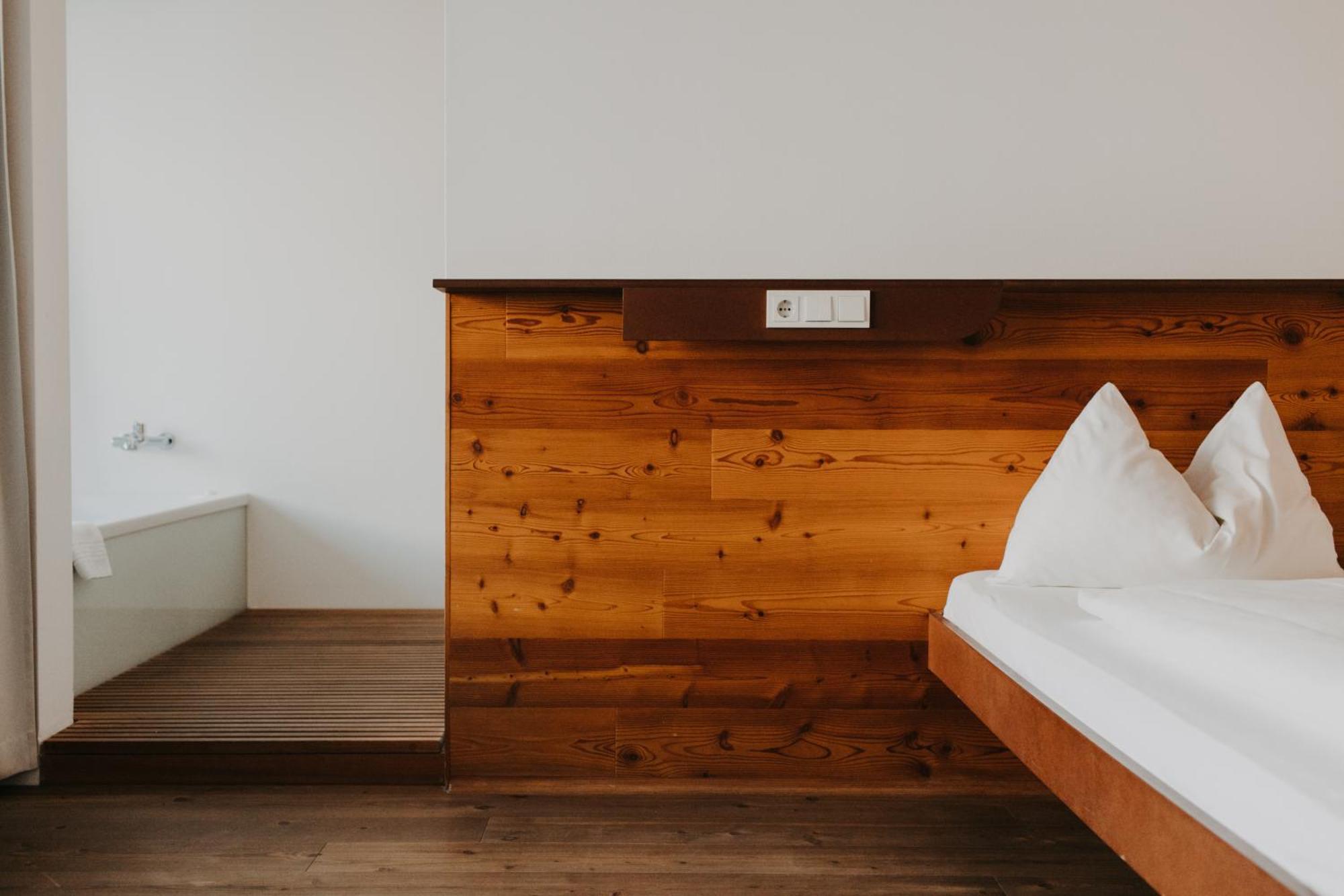 Hotel Hinteregger Matrei in Osttirol Bagian luar foto