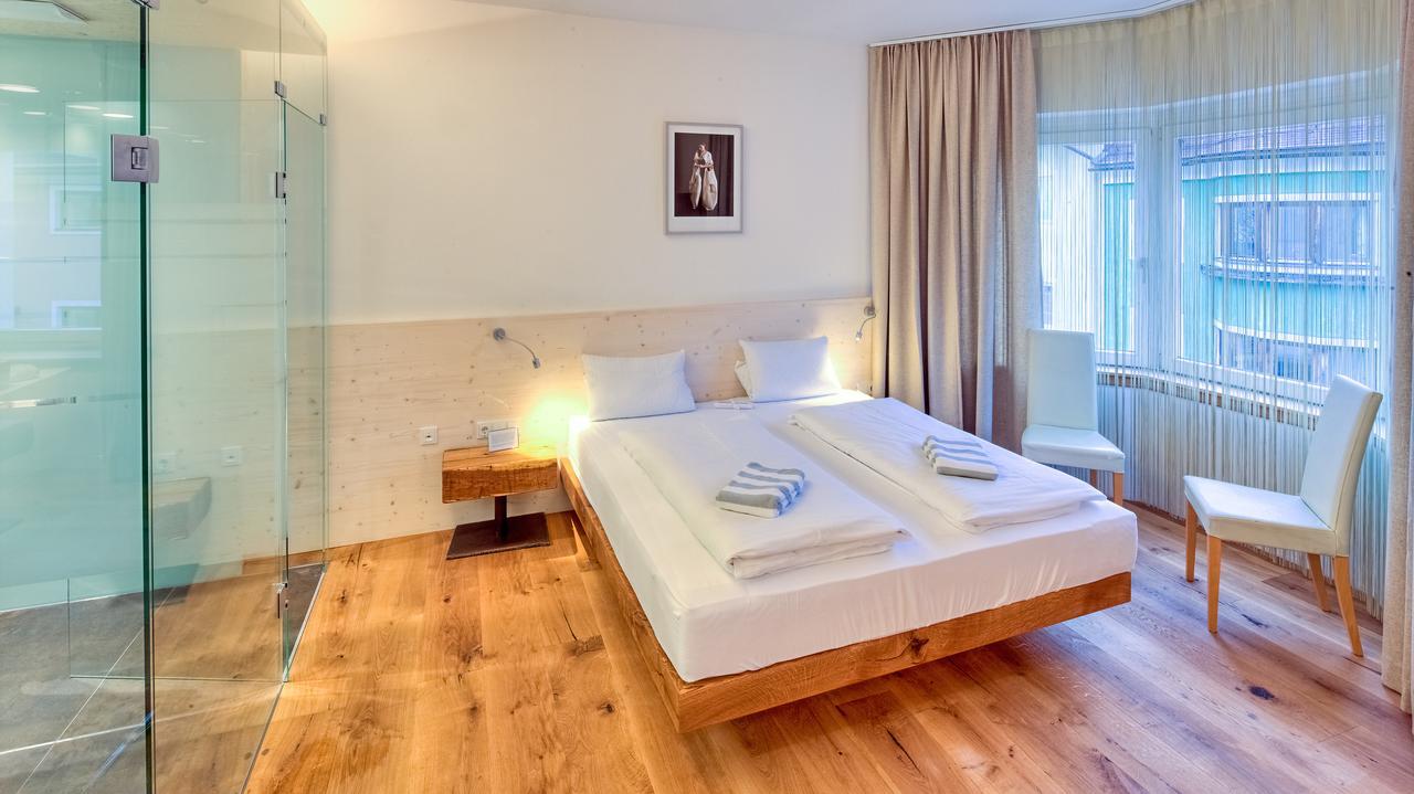 Hotel Hinteregger Matrei in Osttirol Bagian luar foto
